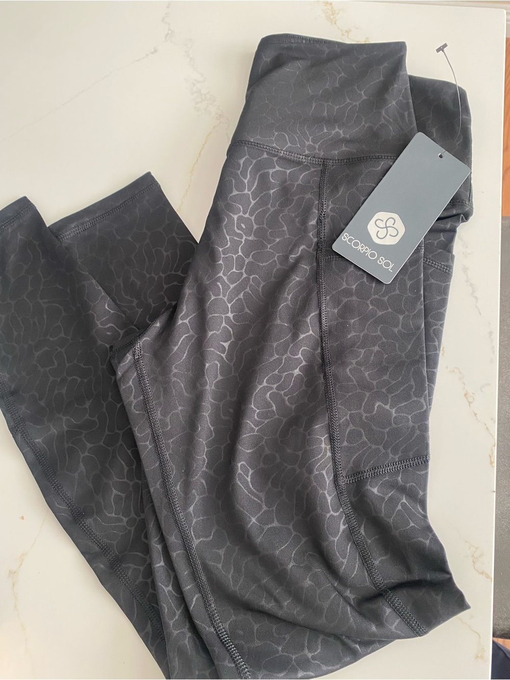 Scorpio Sol  Charcoal Black Subtle Pattern Leggings